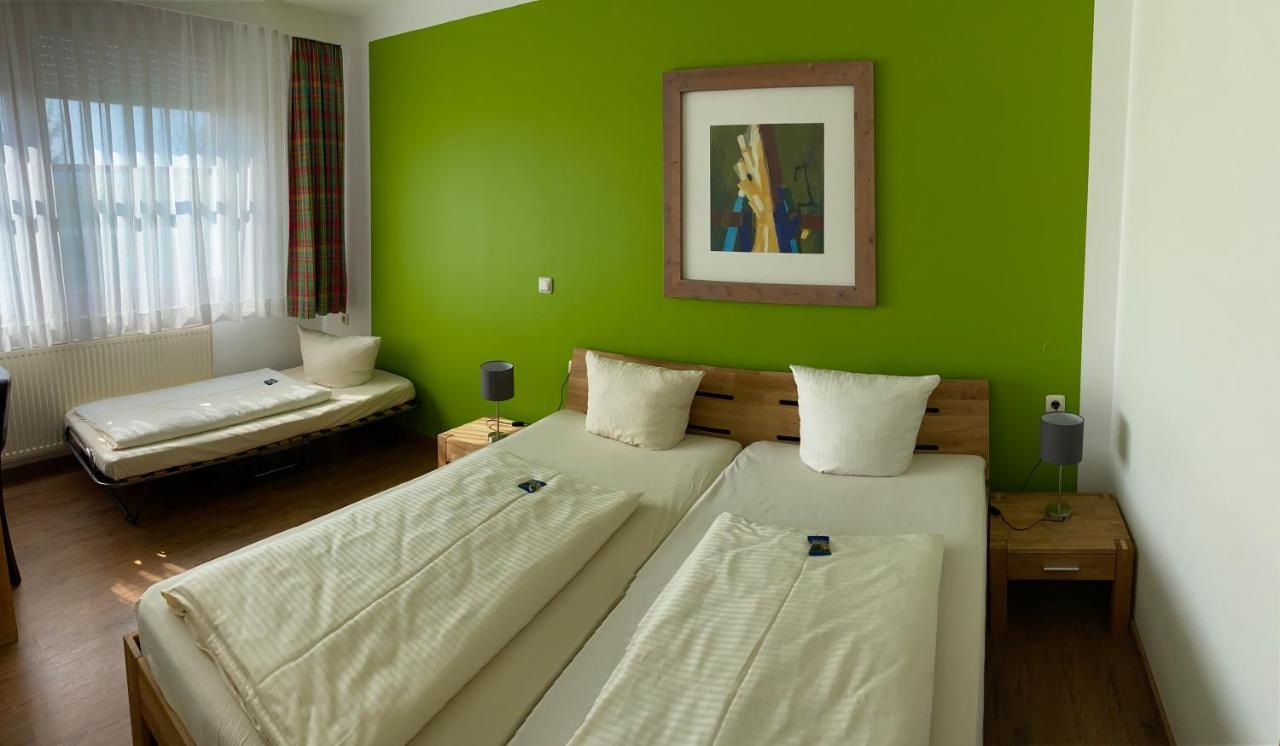 Hotel Frankenhoehe Aurach Екстериор снимка
