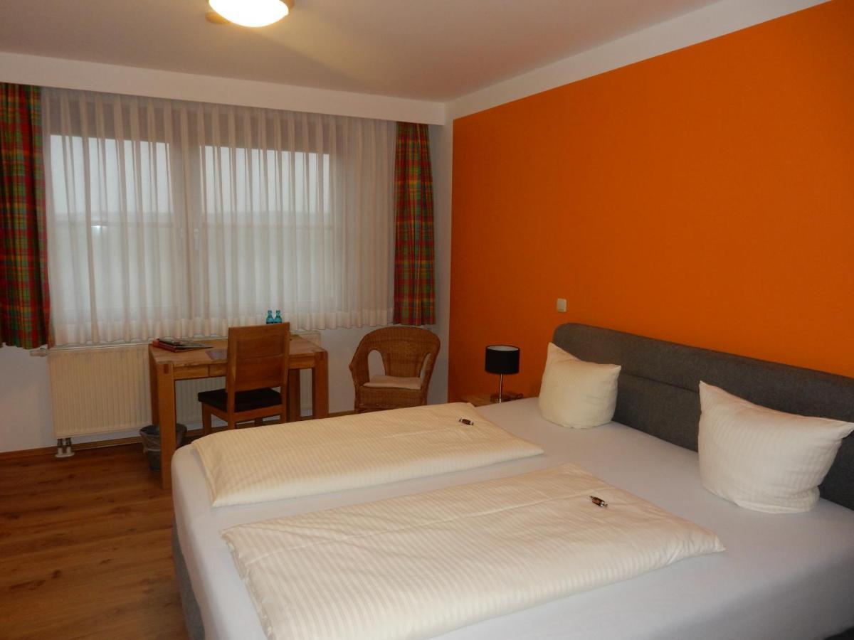 Hotel Frankenhoehe Aurach Екстериор снимка